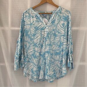 NWT Escapada Blue 3/4 Sleeve Rayon Blouse